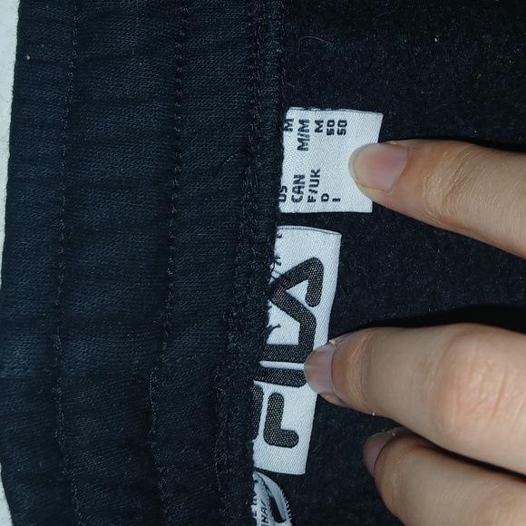Fila Trackpants / joggers - Picture 3 of 3